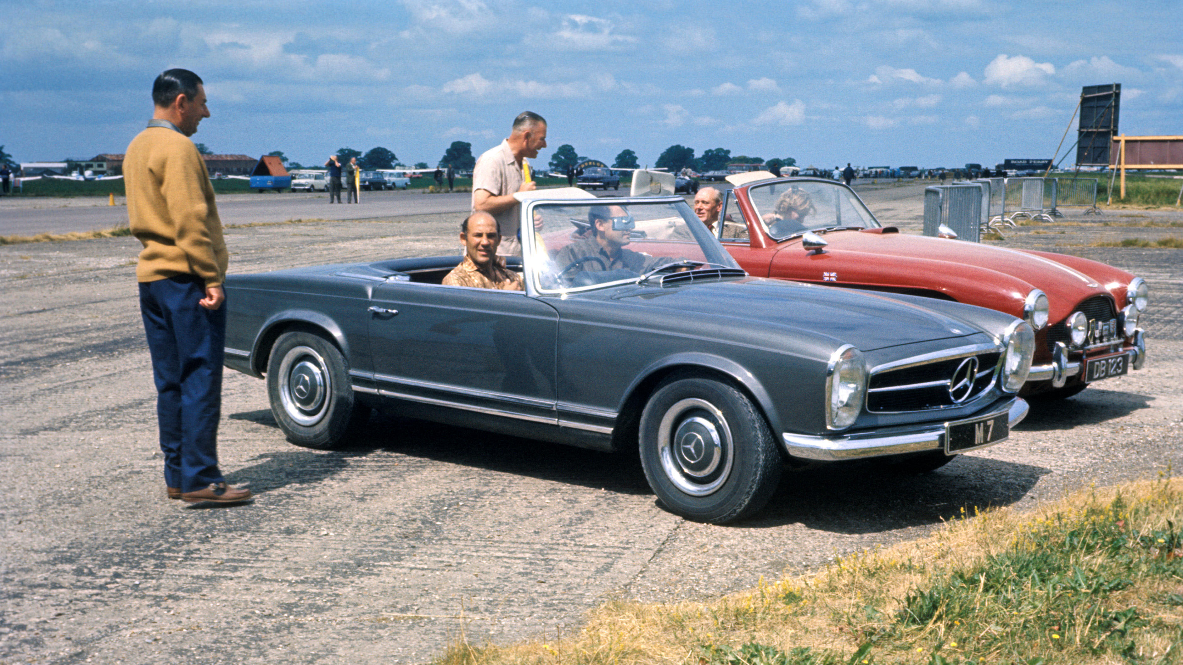 Sir Stirling Moss Mercedes 230 SL Pagoda Top Gear