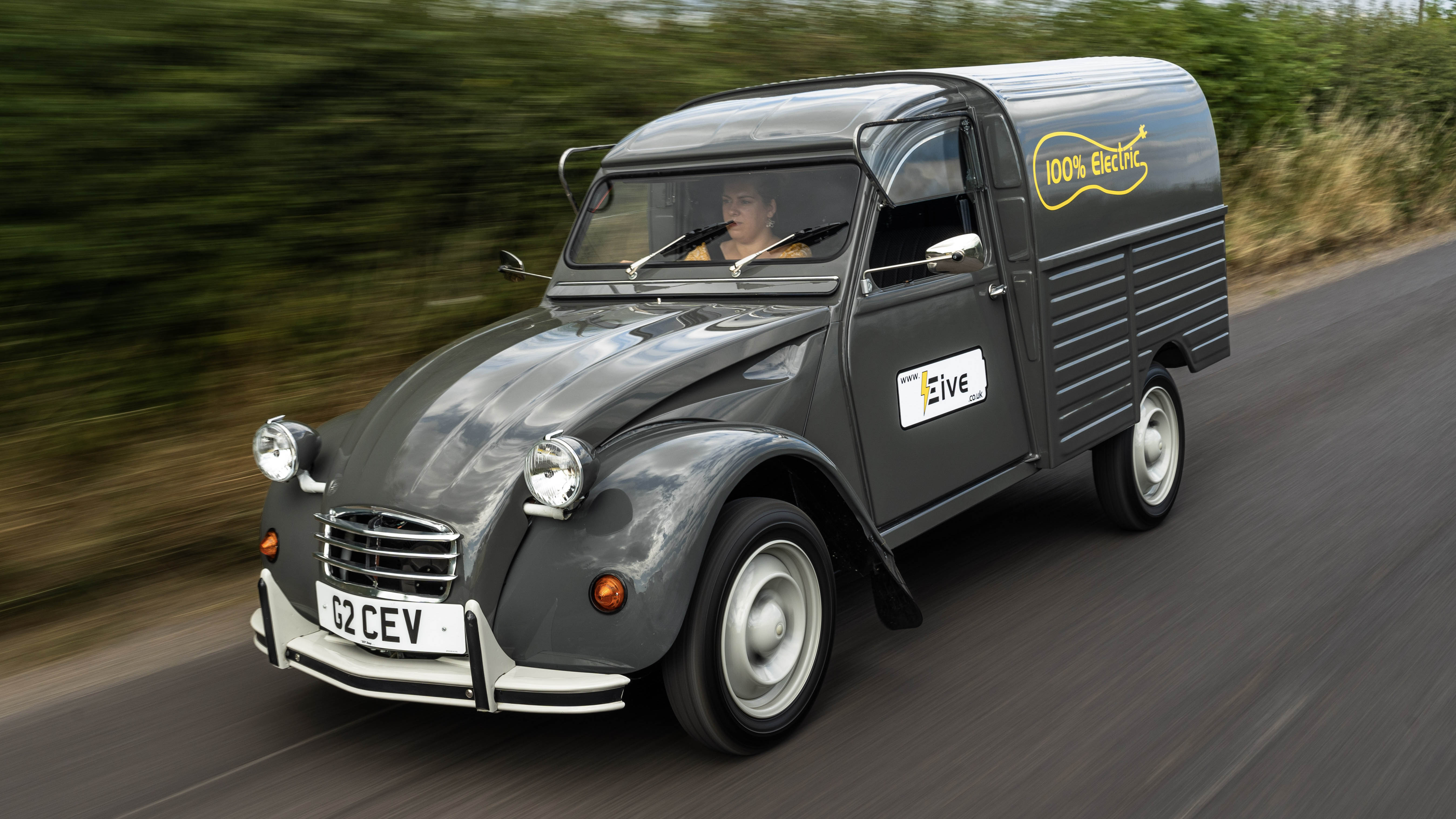 Evie 2CV van Top Gear electric