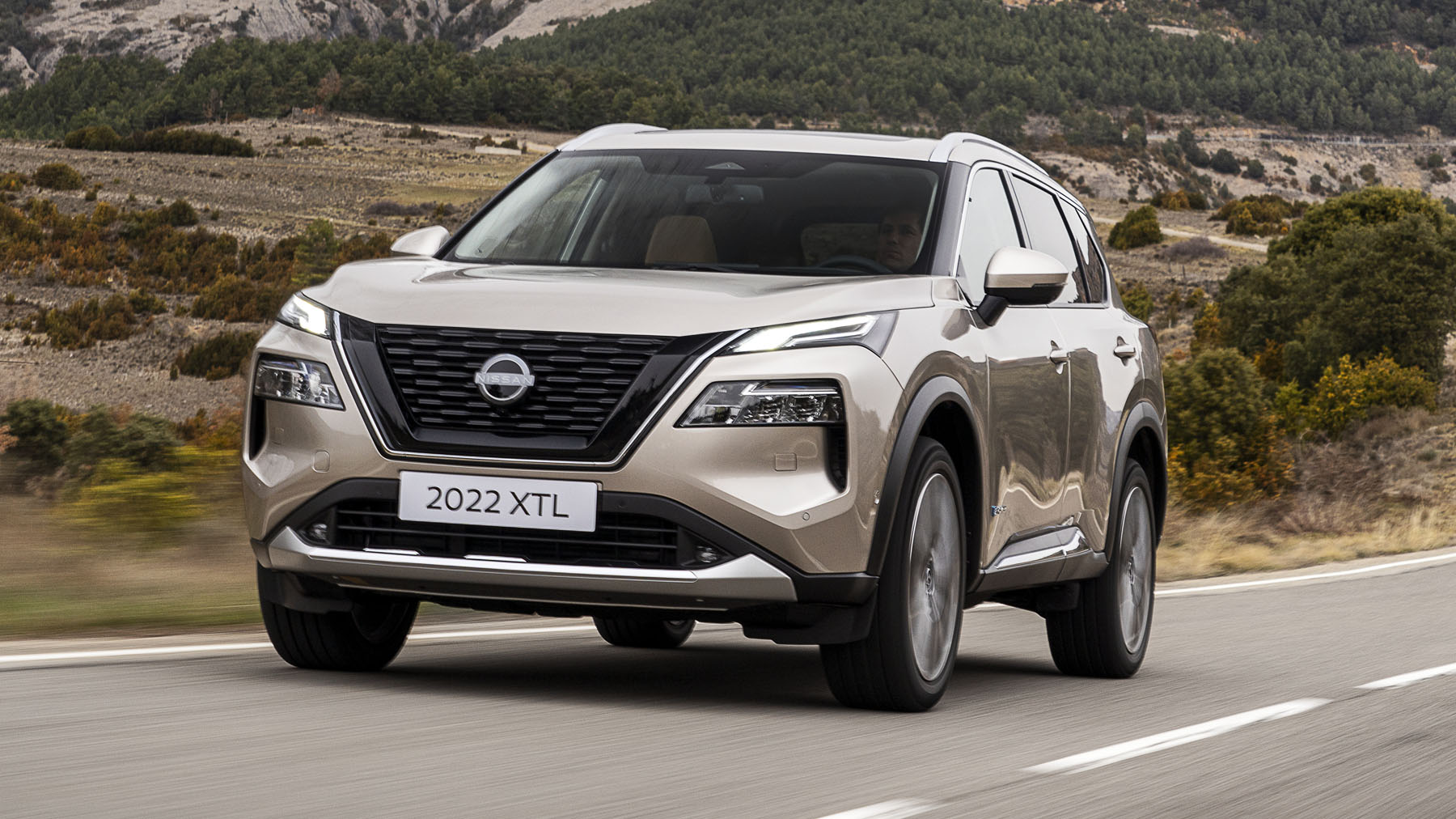 All-New Nissan X-Trail breaks cover