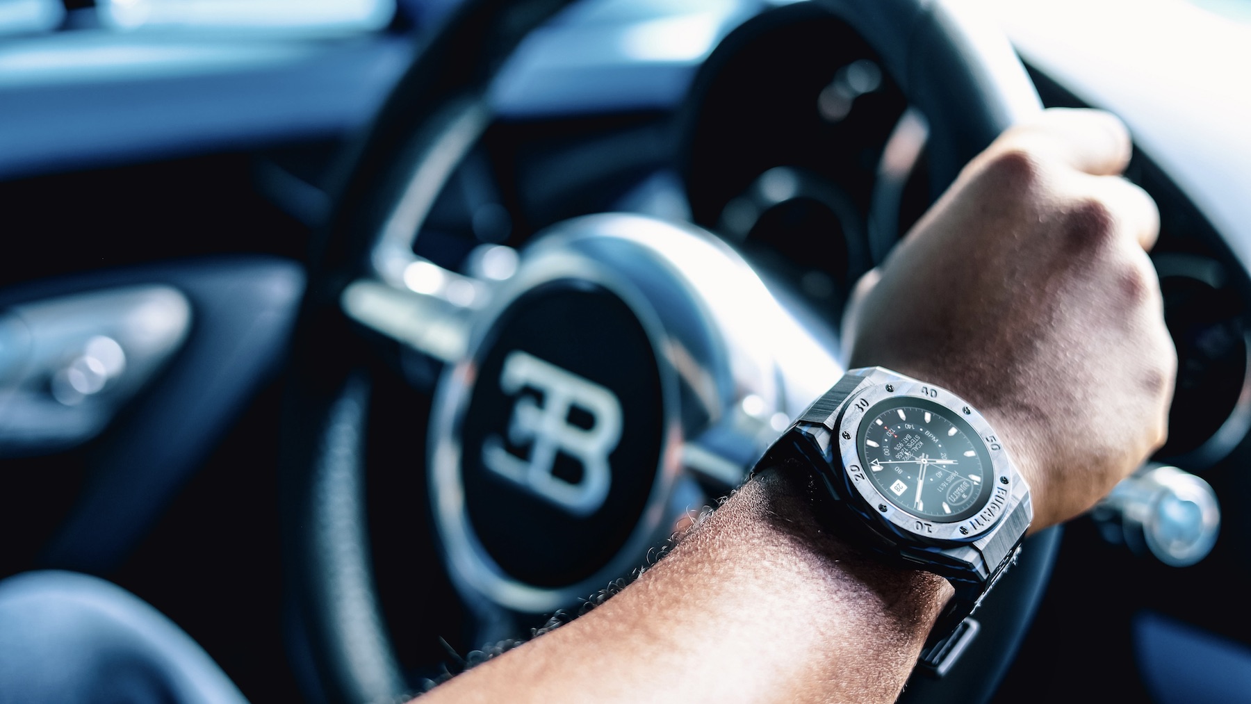 Bugatti smartwatch