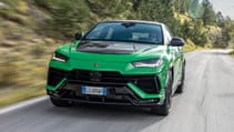 Lamborghini Urus Performante front