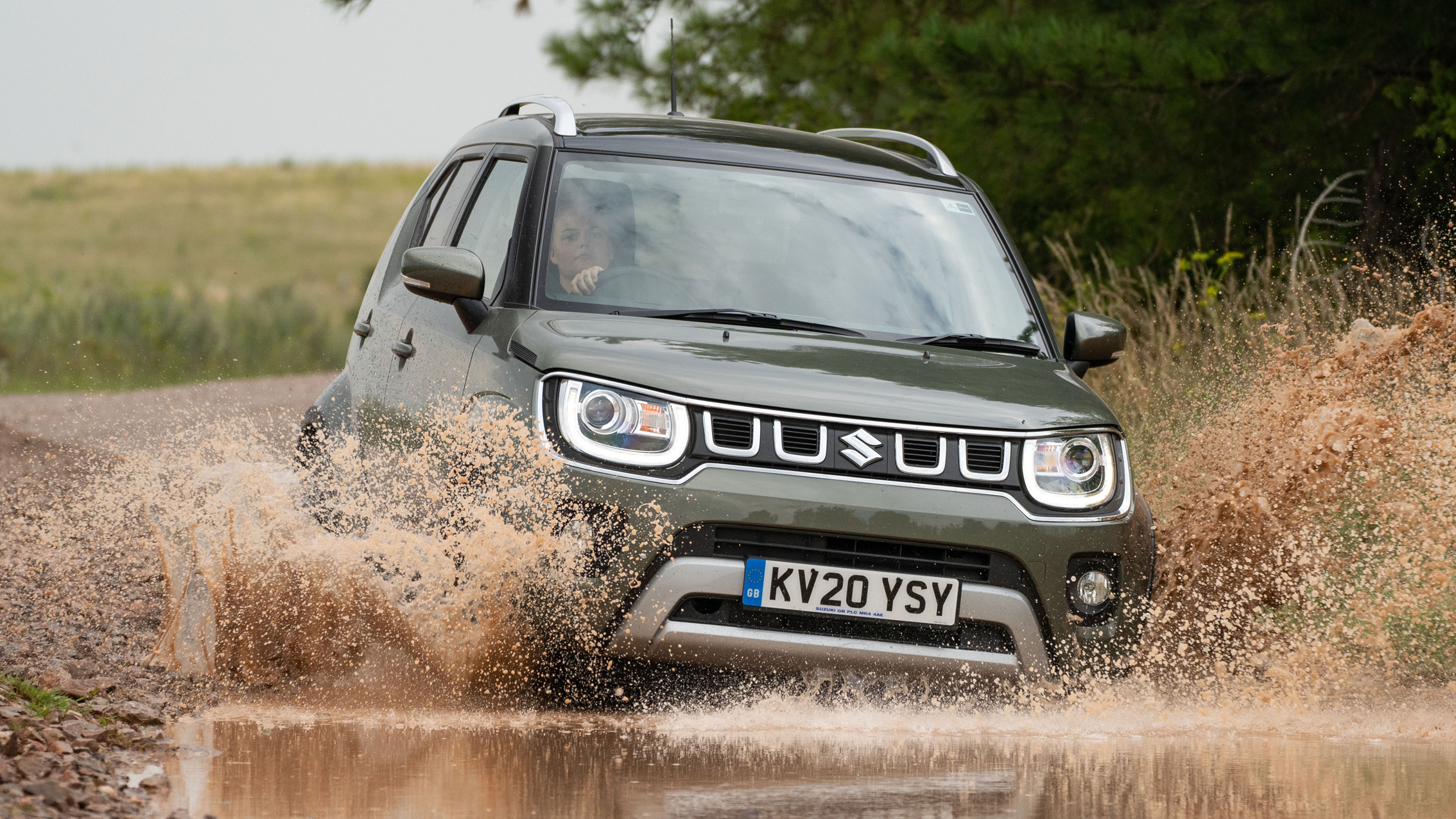 Suzuki Ignis front