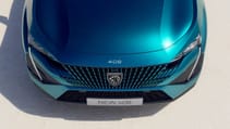 Peugeot 408 First Edition bonnet