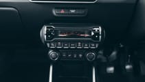 Suzuki Ignis climate control