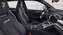 Lamborghini Urus Performante front seats