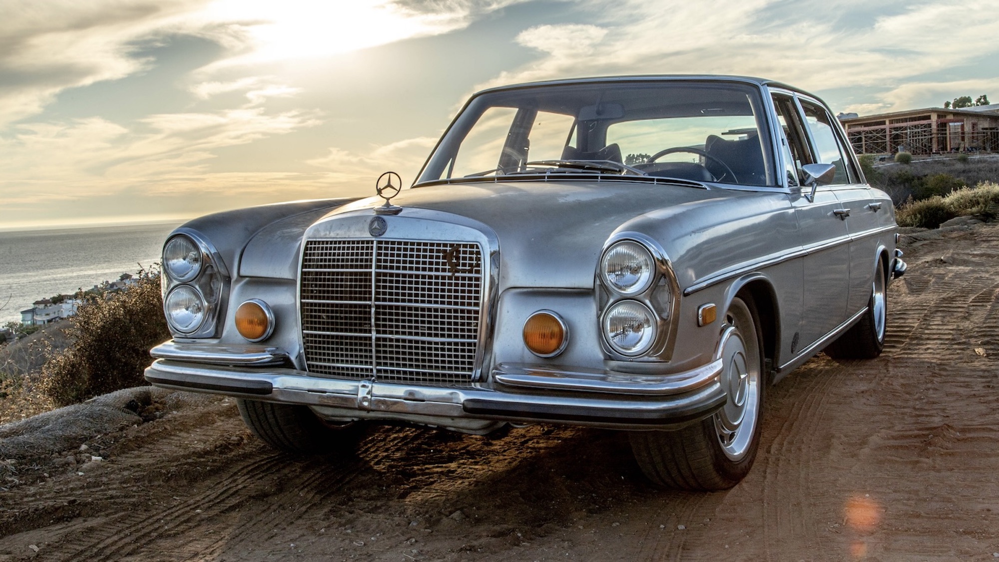 Icon 300 SEL Derelict