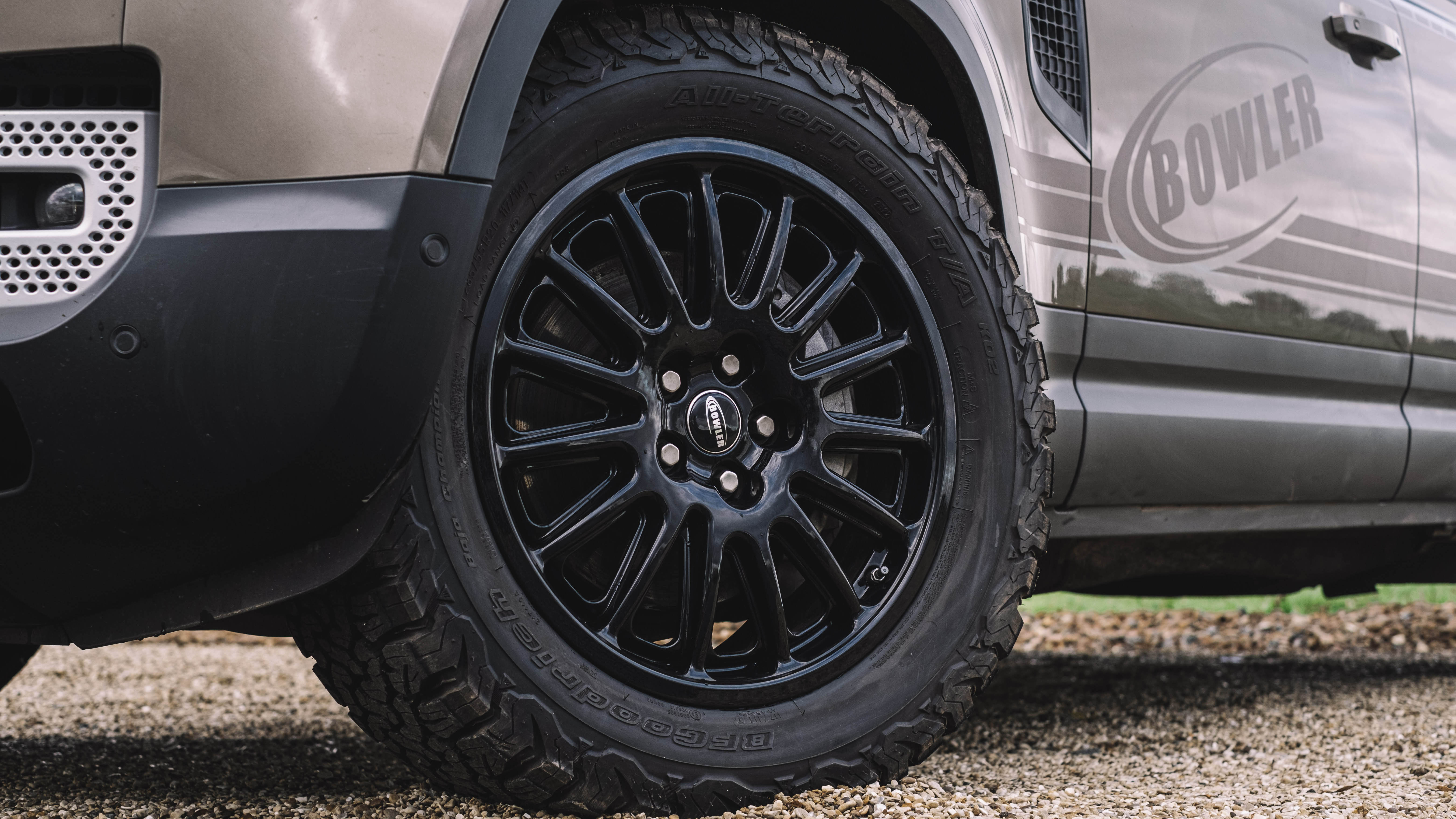 Bowler Defender wheel Top Gear