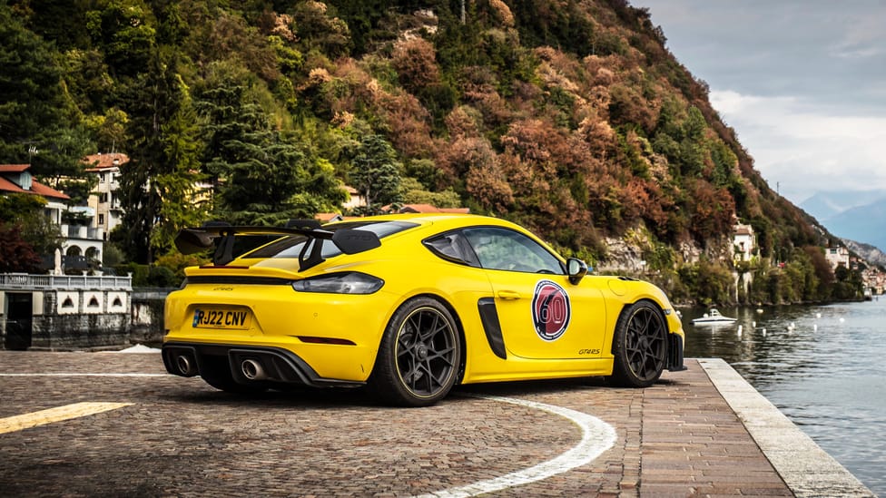 Porsche 718 Cayman GT4 RS