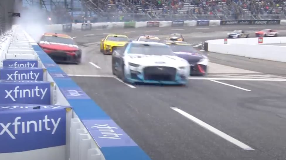 NASCAR Ross Chastain final lap overtake Top Gear