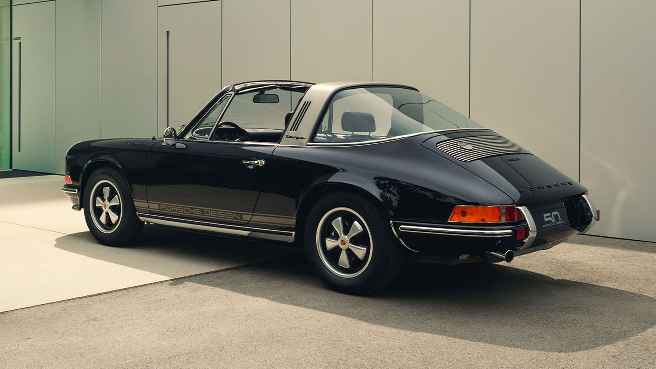 Porsche 911 S 2.4 Targa