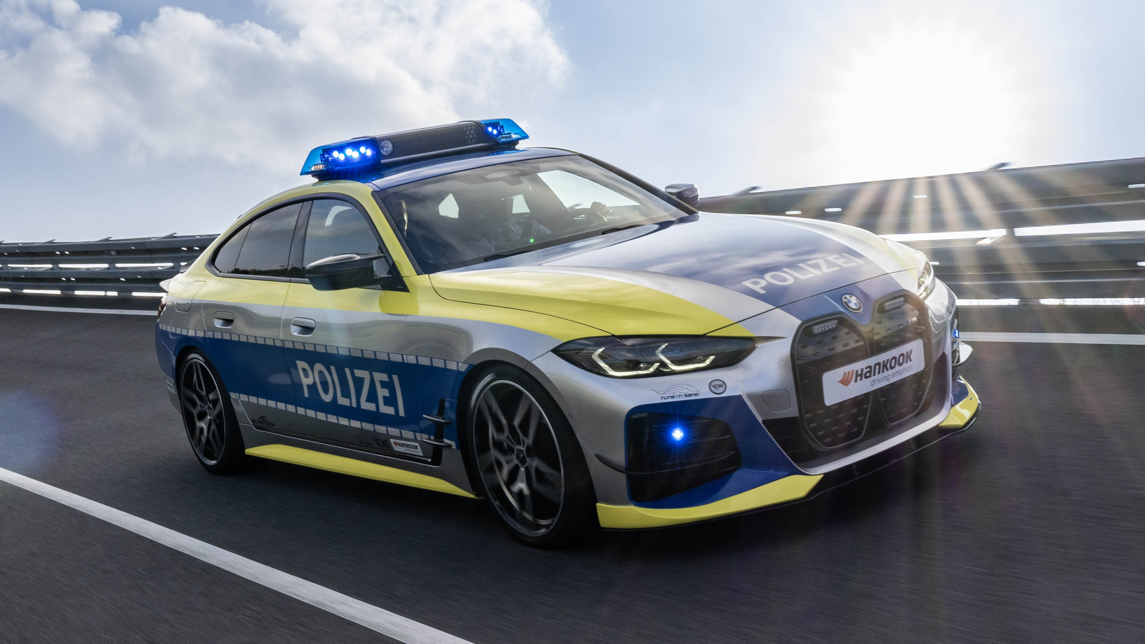 BMW i4 Police Car Top Gear