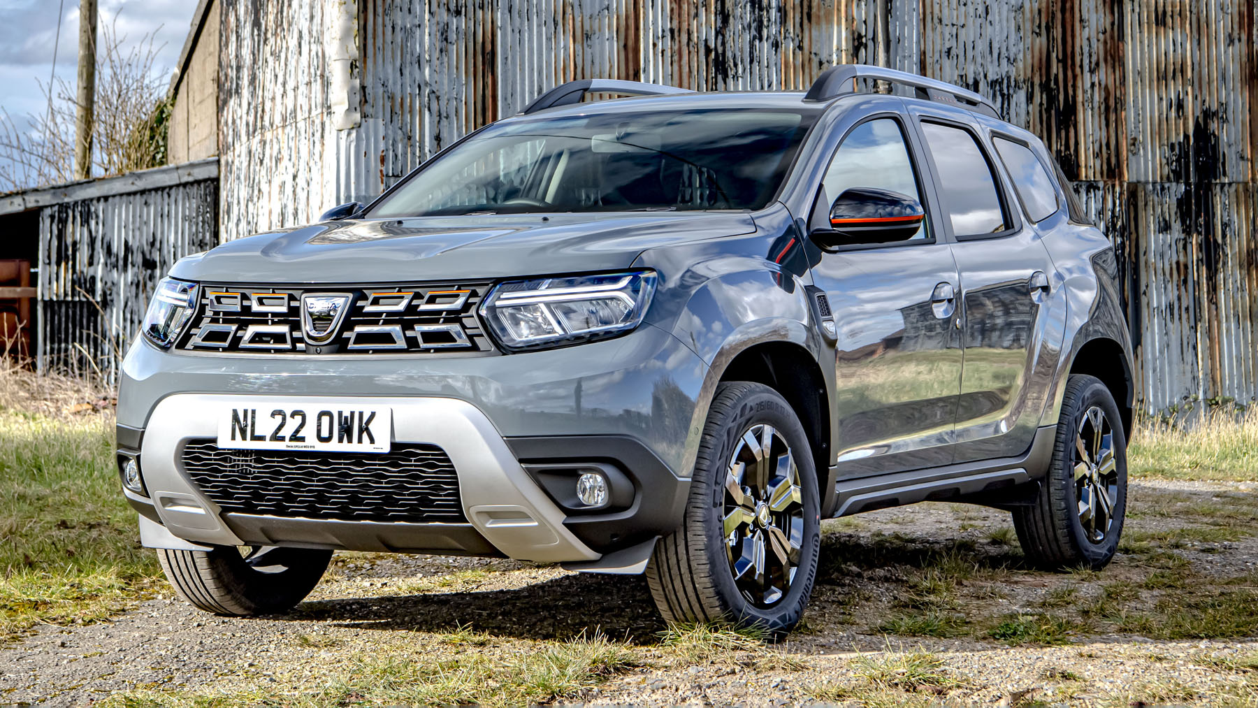 Dacia drivers to get free winter warmers