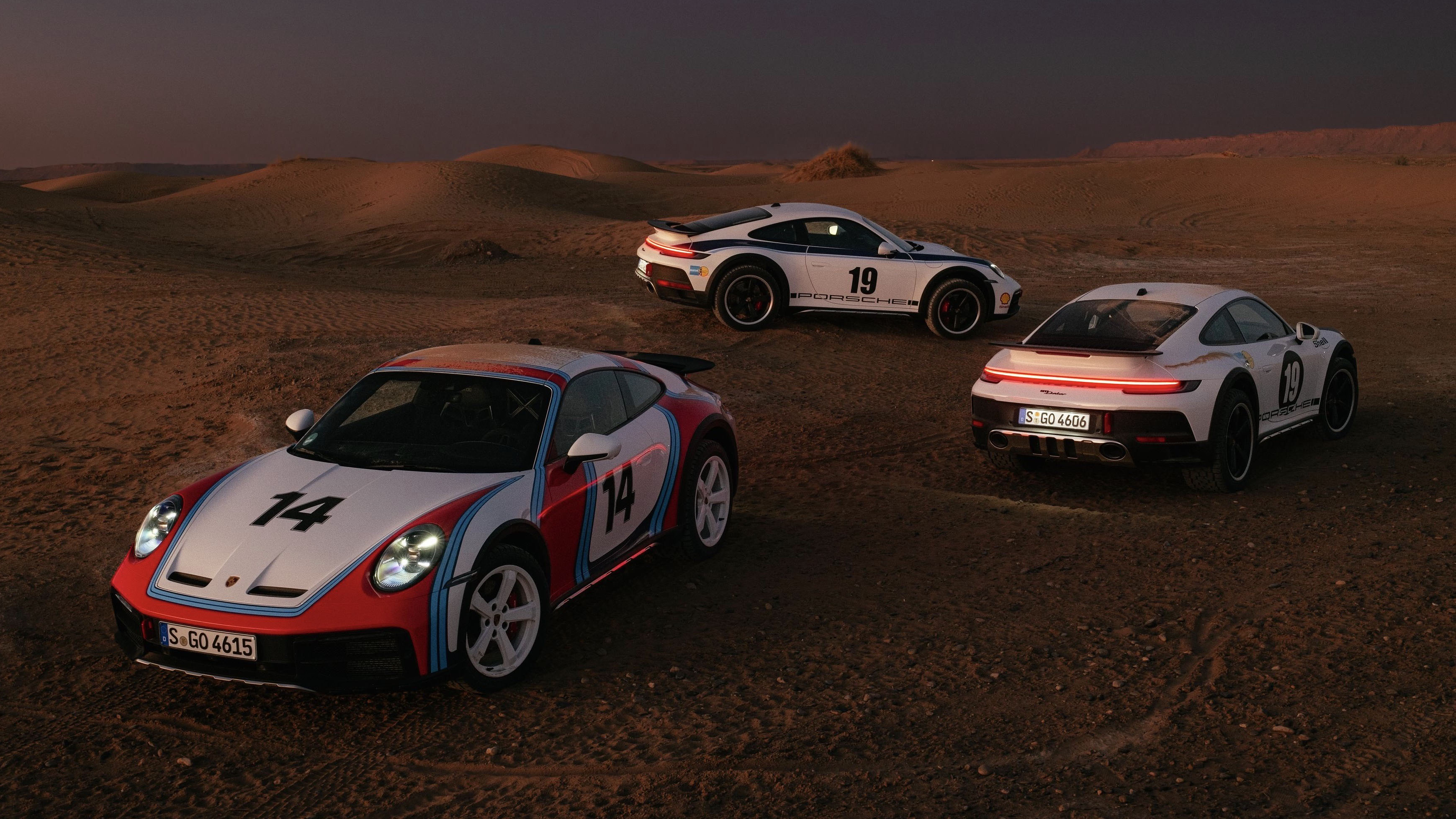 Porsche retro wraps 911 Dakar Top Gear