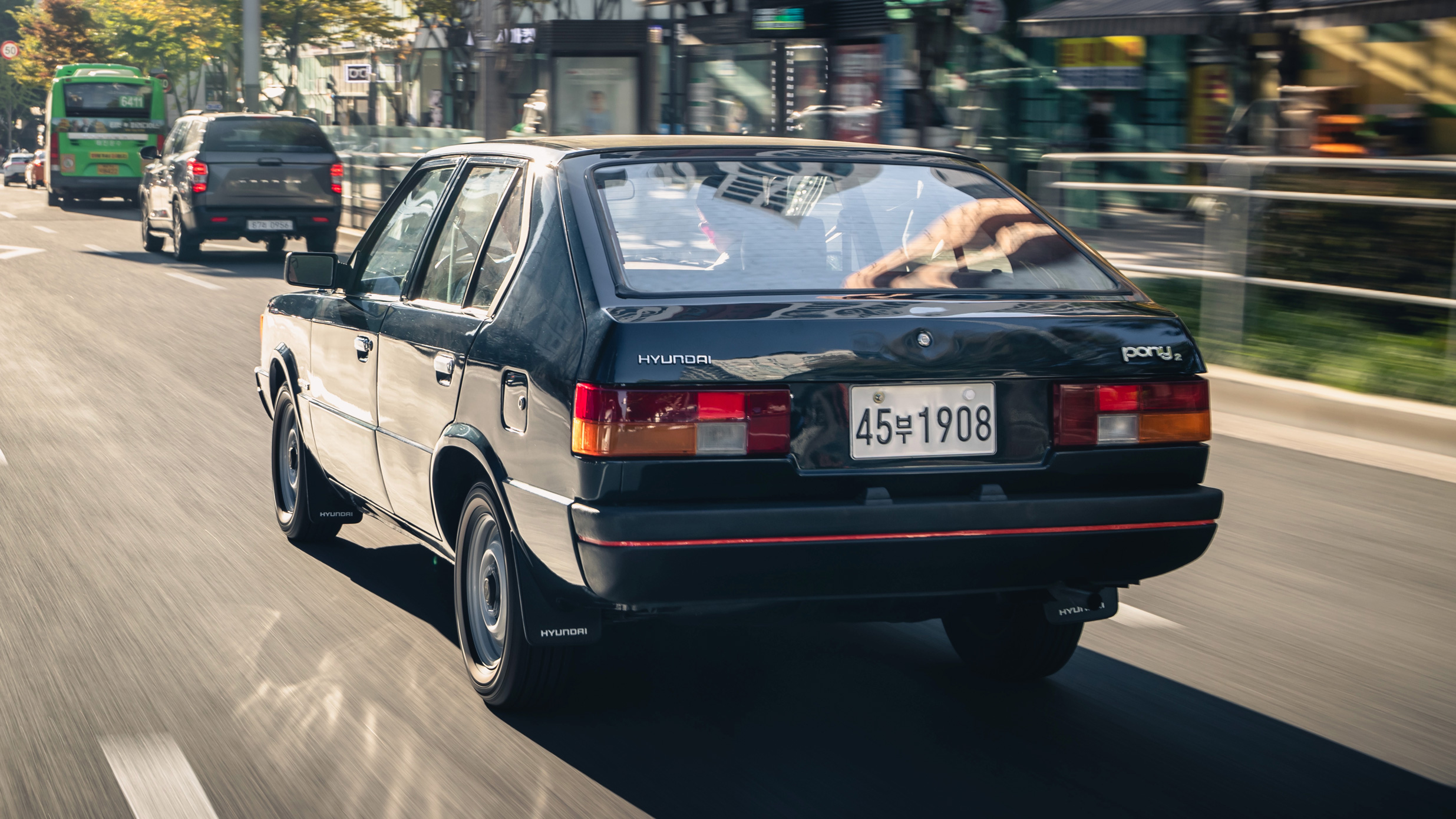 Hyundai Pony rear