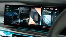 BMW i7 screen