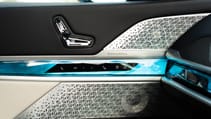 BMW i7 door