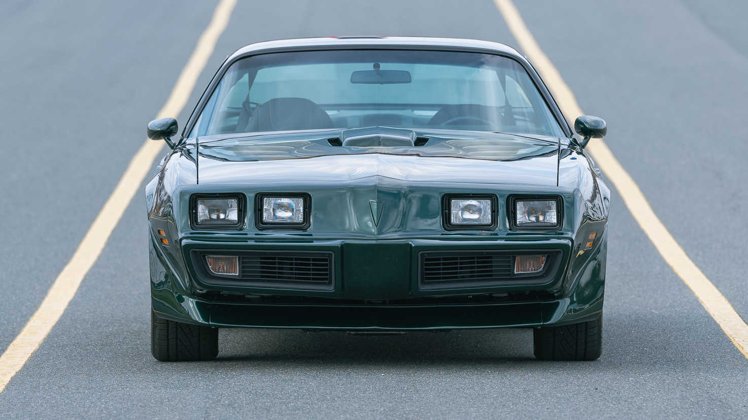 This is a 1979 Pontiac Trans Am Firebird with a new 430bhp V8