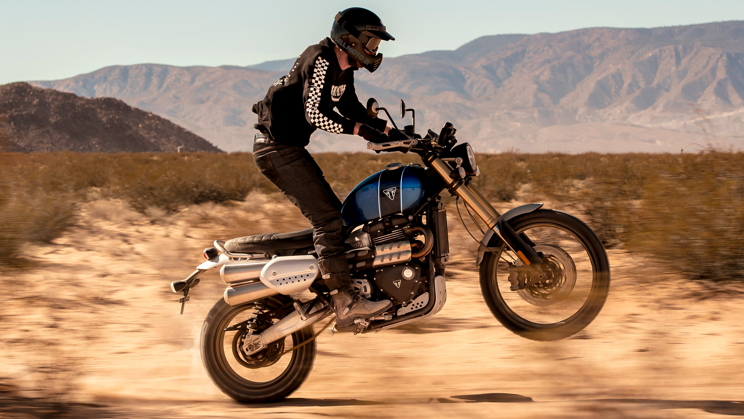 Triumph Scrambler 1200 wheelie