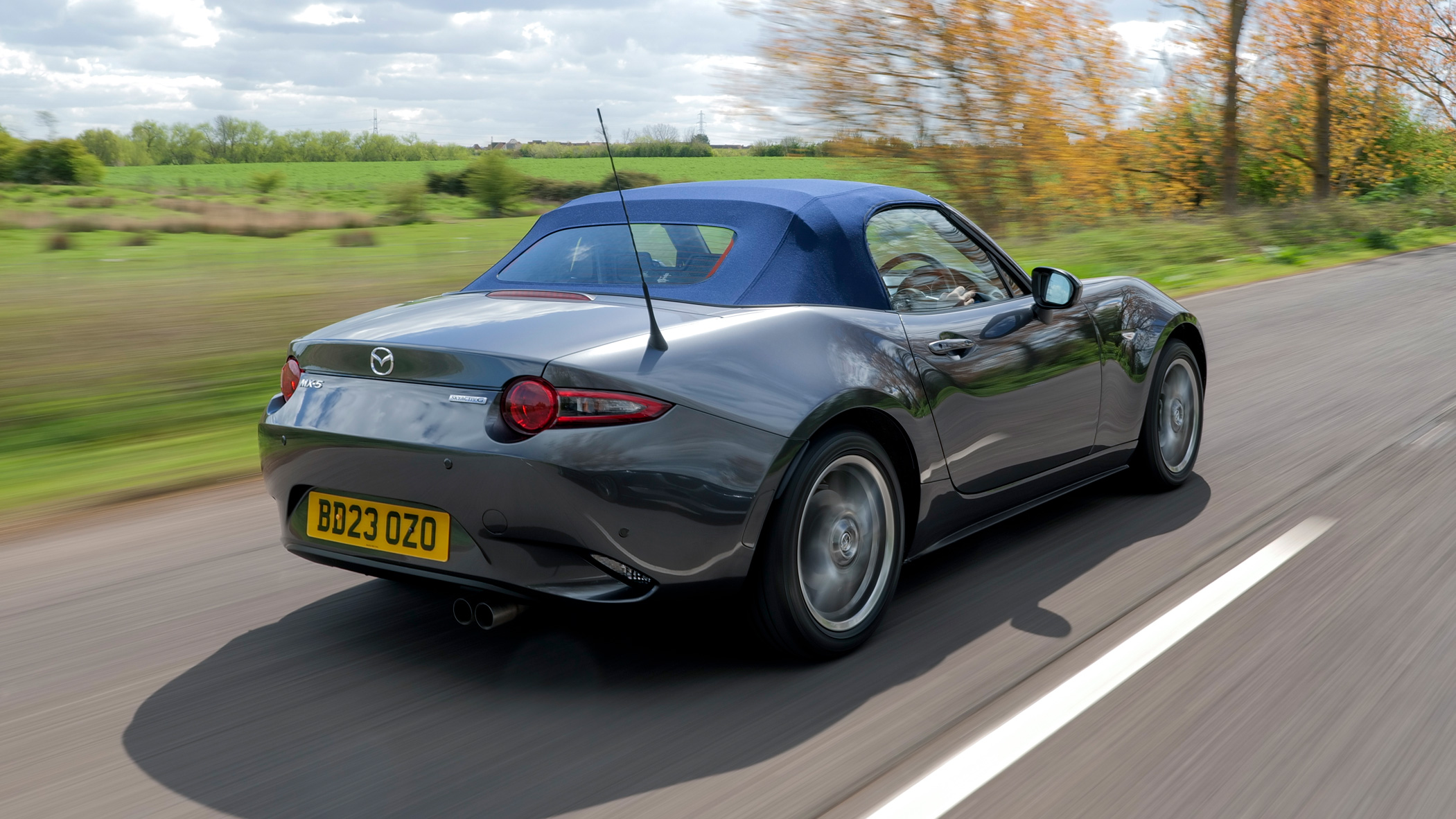 Mazda MX-5 Kizuna rear