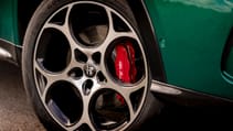 Alfa Romeo Tonale wheel