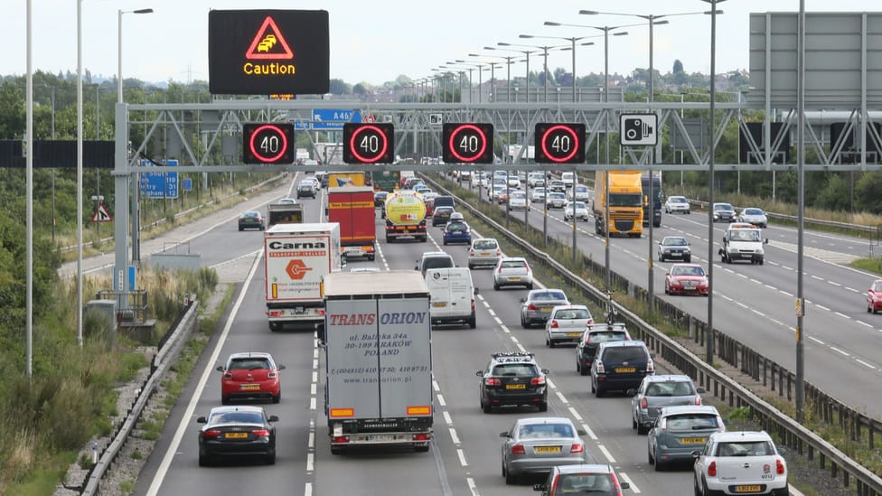 Overview of four-lane all-lane-running smart motorway