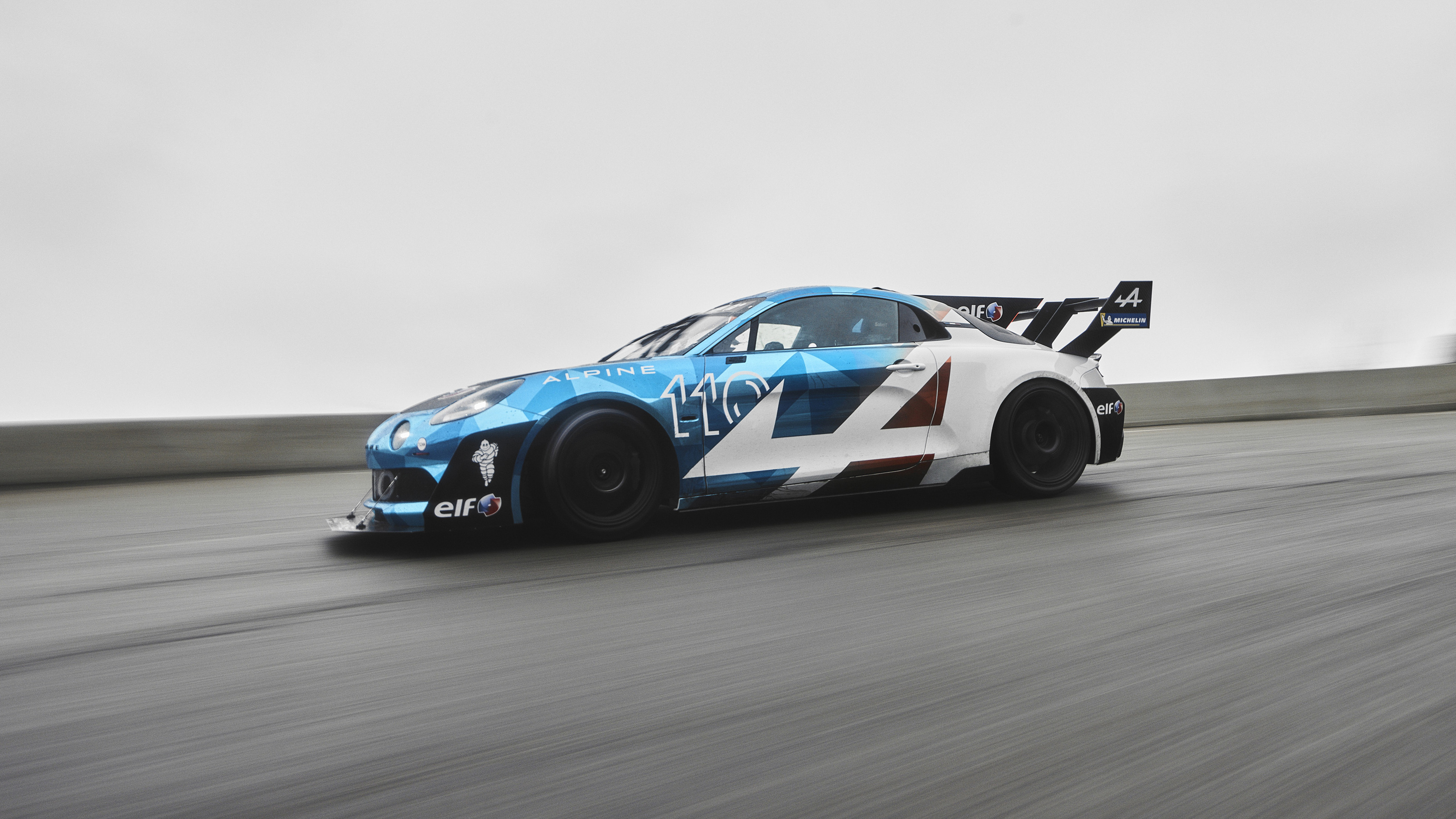 Alpine A110 Pikes Peak dynamic