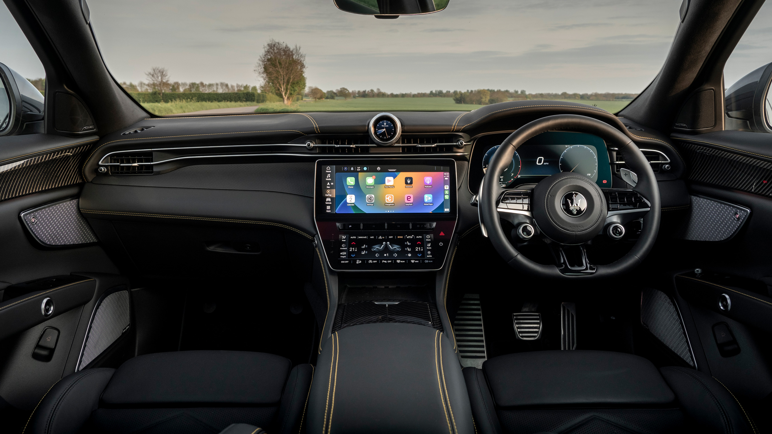 Maserati Grecale interior