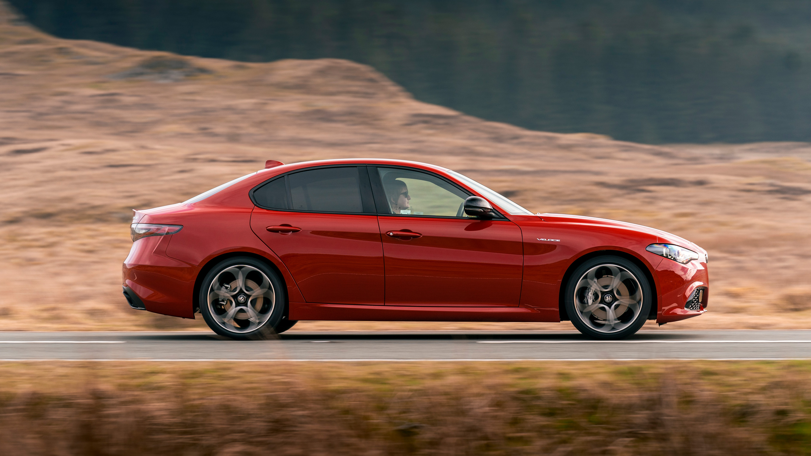 Alfa Romeo Giulia review profile