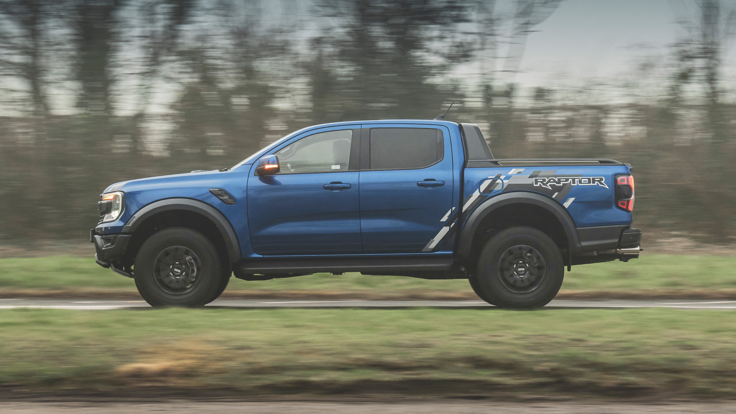 Ford Ranger Raptor profile