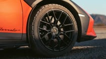 Lamborghini Huracan Sterrato wheel