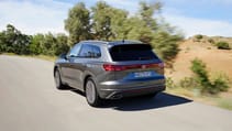 Facelifted Volkswagen Touareg Top Gear