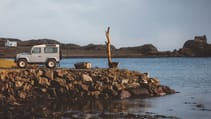 LAND ROVER CLASSIC DEFENDER WORKS V8 ISLAY EDITION Top Gear