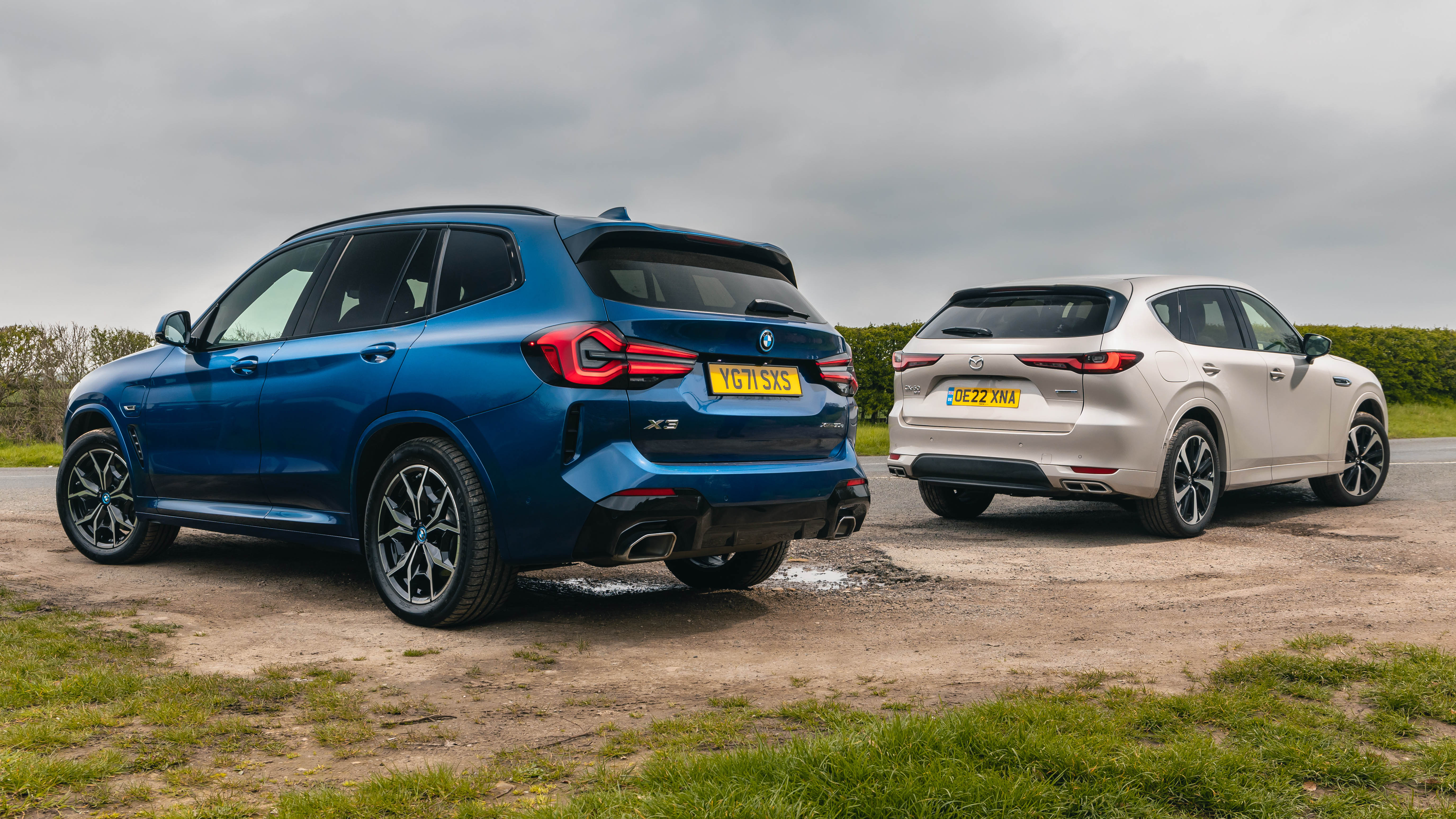 Mazda CX-60 versus BMW X3 Hybrid