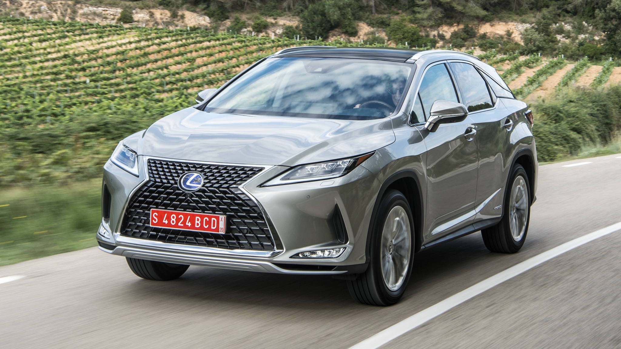 Lexus RX review 2015-2022 front