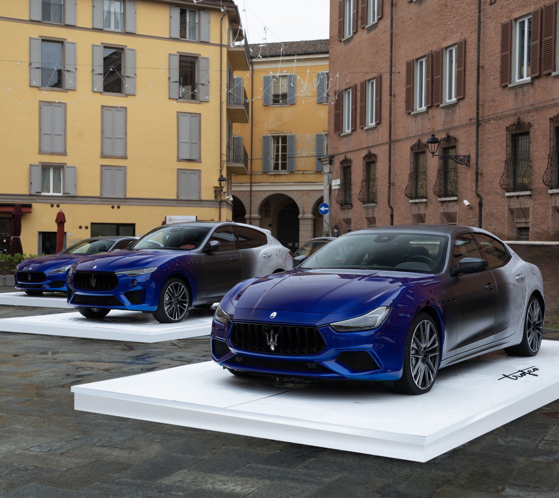 Close up of Maserati Ghibli Trofeo in Modena's Piazza Grande