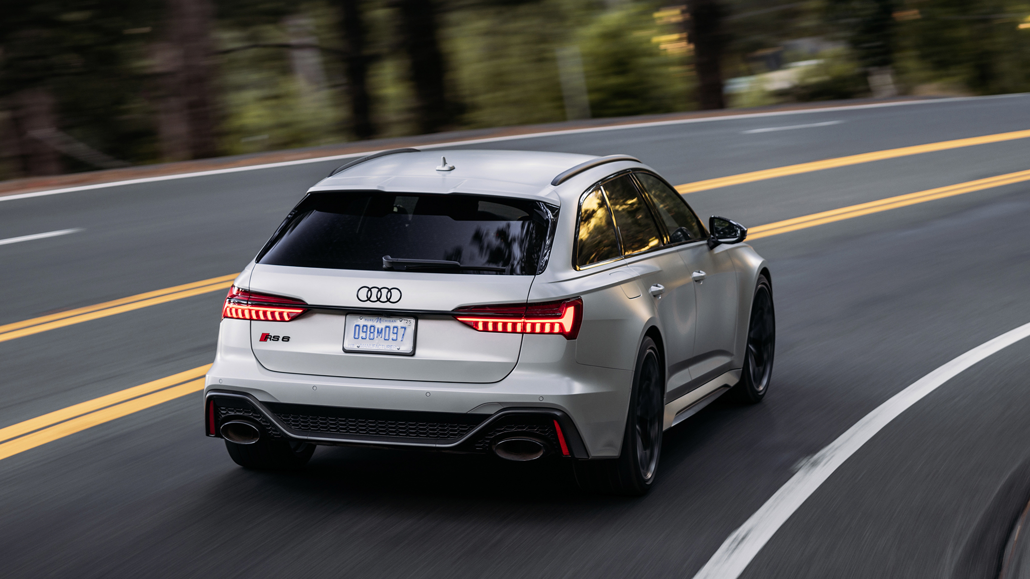 Audi RS6 Performance review