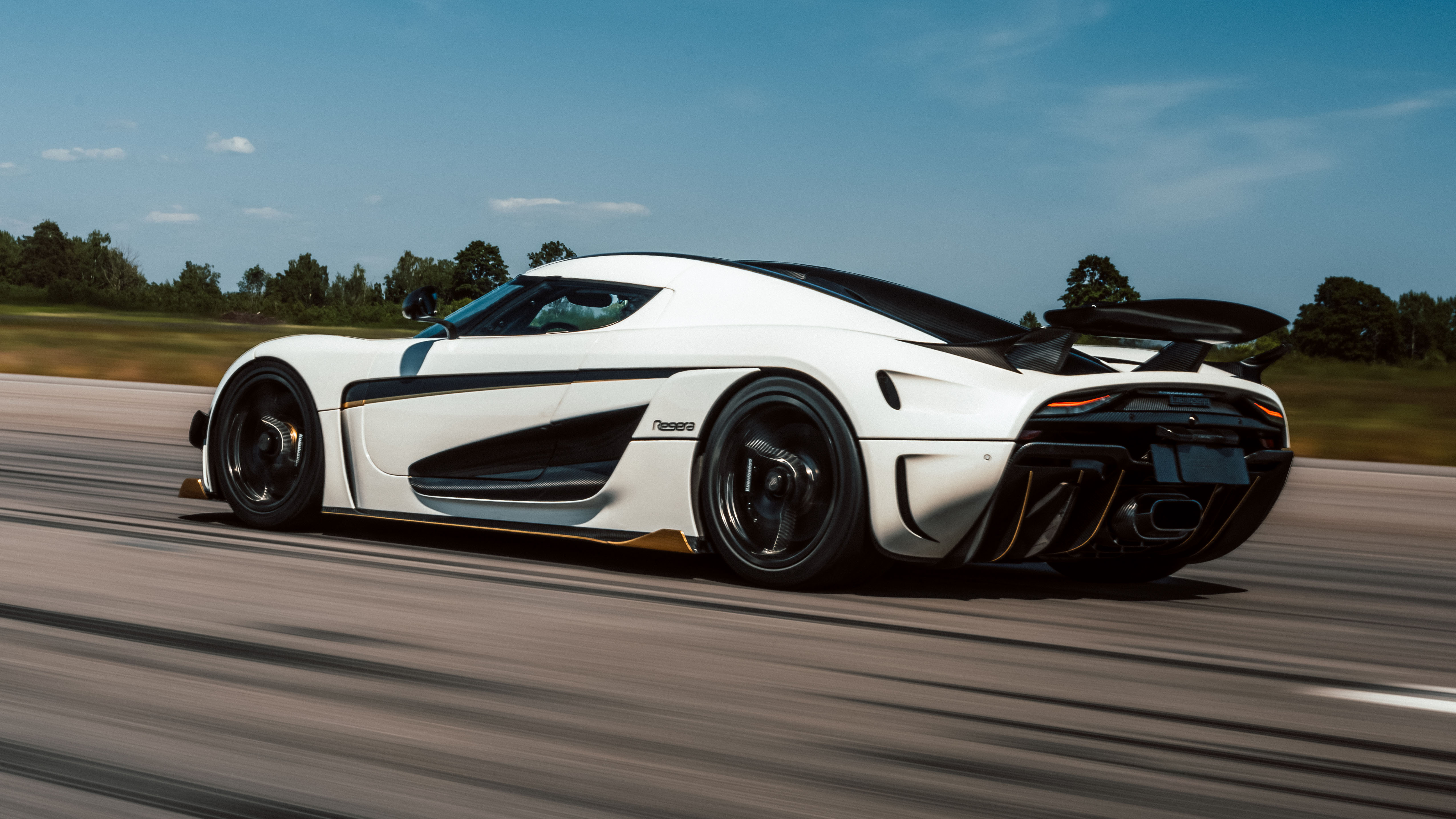 Koenigsegg Regera reclaims 0-400-0kmh record from Rimac Nevera