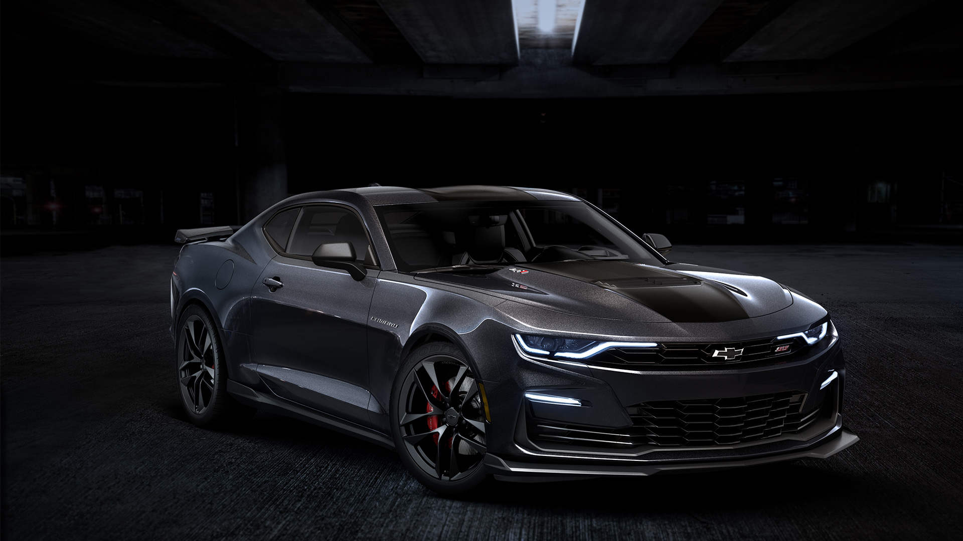 Collectors Edition Camaro in panther-inspired colour palette