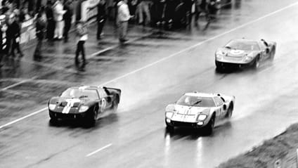 Ford photo finish at Le Mans, black and white shot