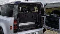 Land Rover Defender 90 boot