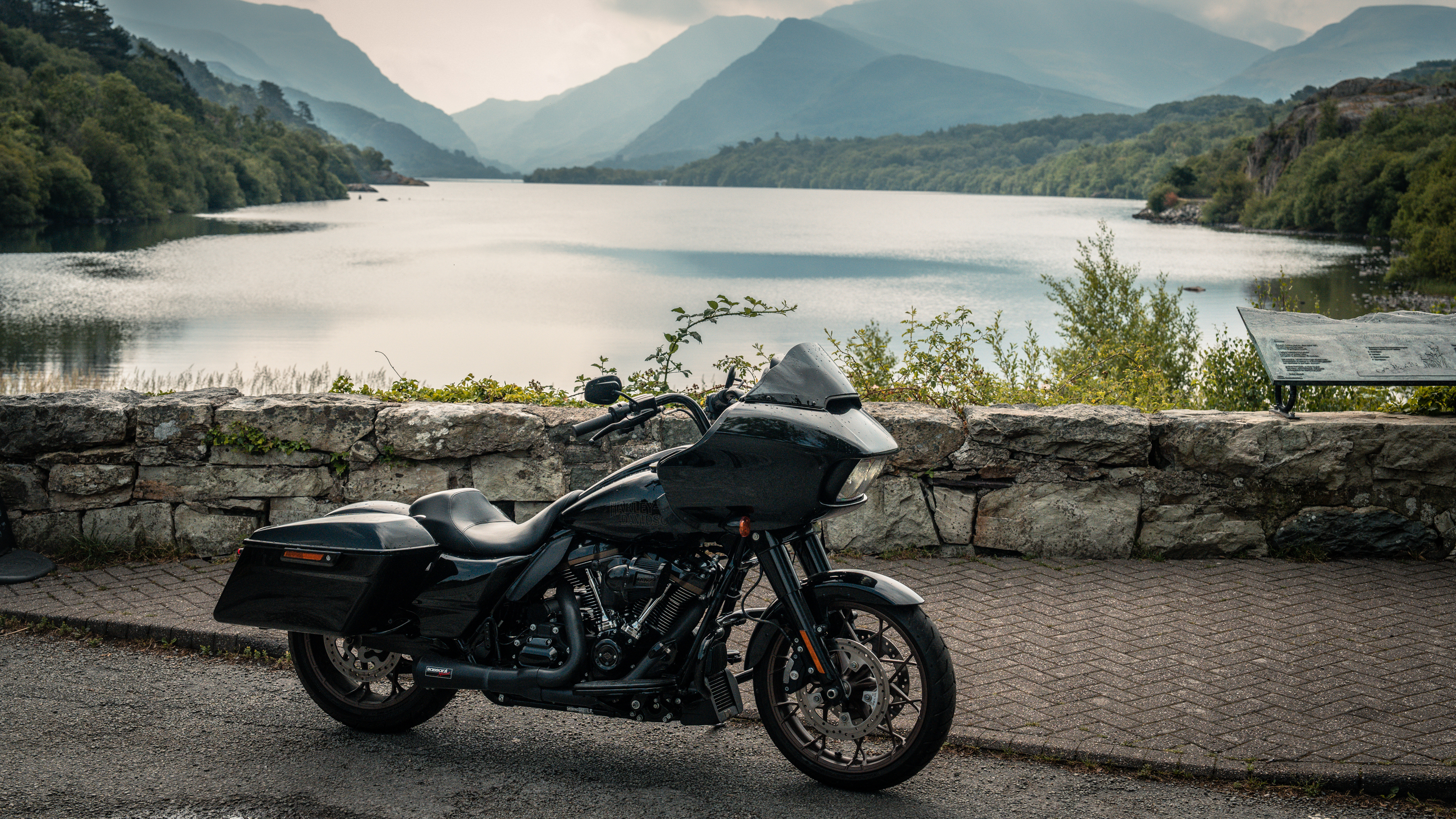 Harley Davidson Road Glide ST scenery