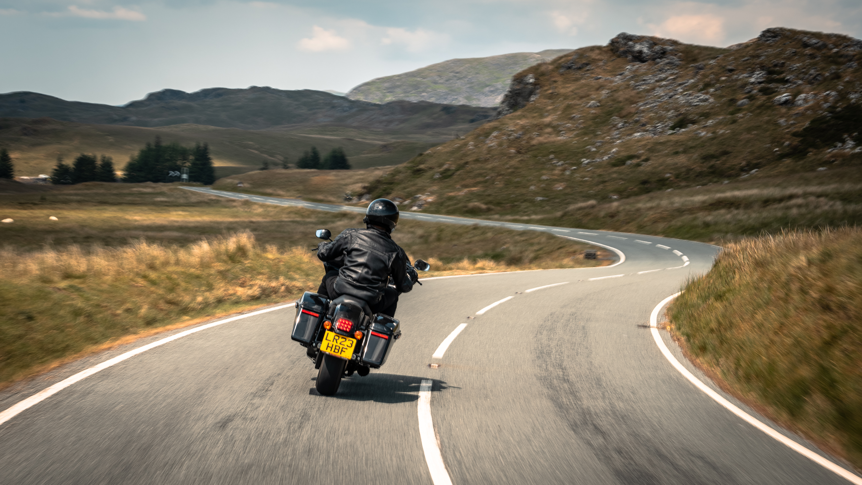 Harley Davidson Road Glide ST rear