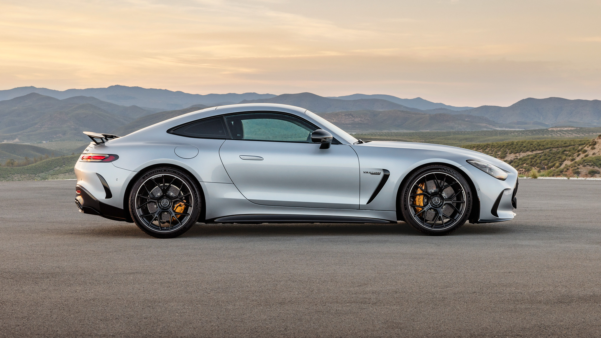 Mercedes-AMG GT Coupe profile