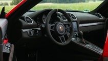 Porsche 718 Spyder RS interior