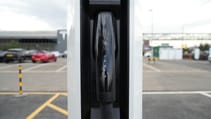 V4 Tesla Supercharger CCS