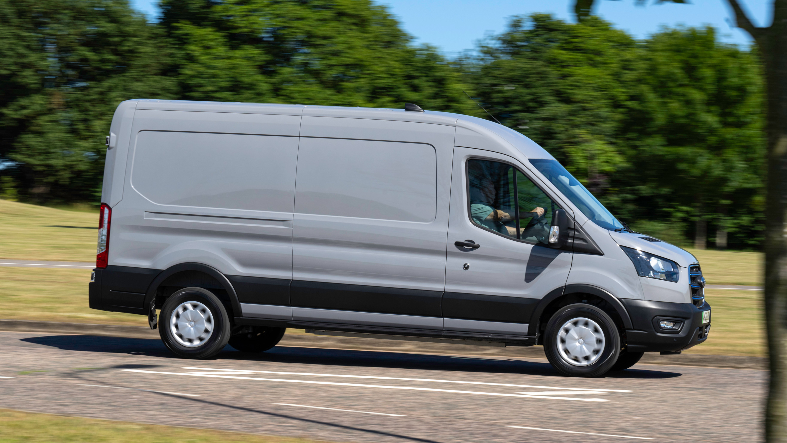 Ford e-Transit profile