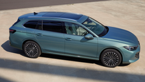 The new 2024 VW Passat Variant in green in a static high-angled shot