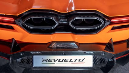 Lamborghini Revuelto factory story 2023