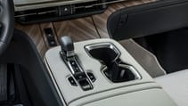 Lexus LM cupholders