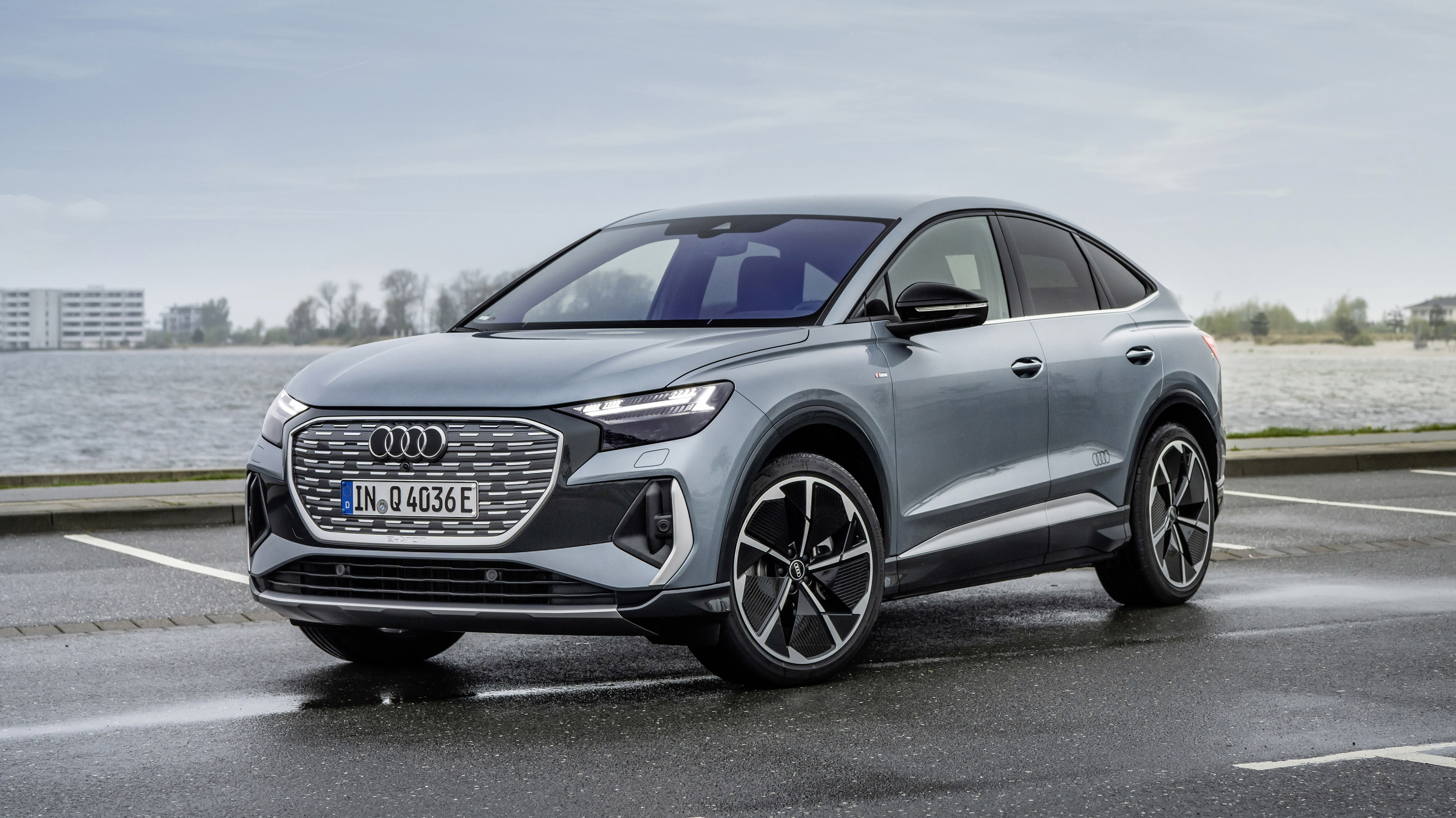 Q4 Sportback e-tron Top Gear